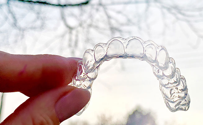 Zahnarztpraxis Dr. Isabel Selmair - München, Schwabing / Ästhetische Rekonstruktionen, Bleaching